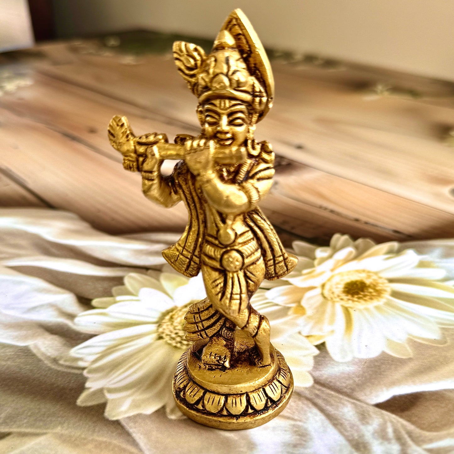 Brass Krishna Murti – 11cm Tall, 300g | Devotional Idol for Puja & Home Décor