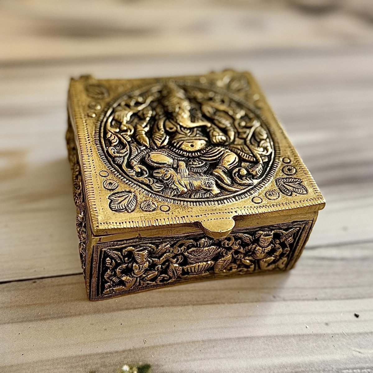 Brass Jewellery Box (Ganesha Design), photo 2