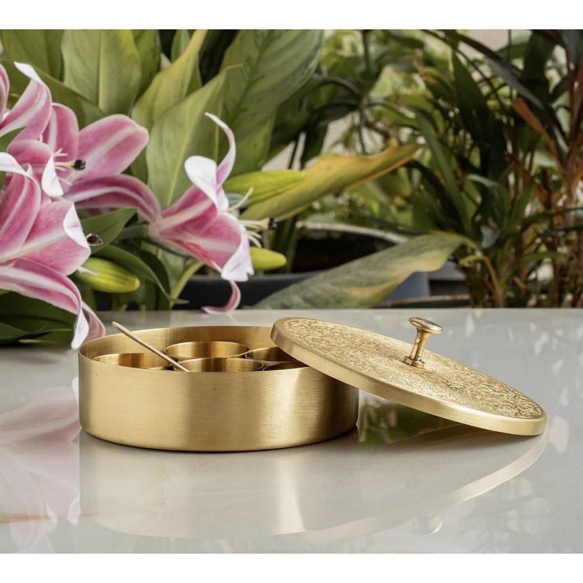 Brass Masala Box with Embossed Lid (5 Inch), photo 3