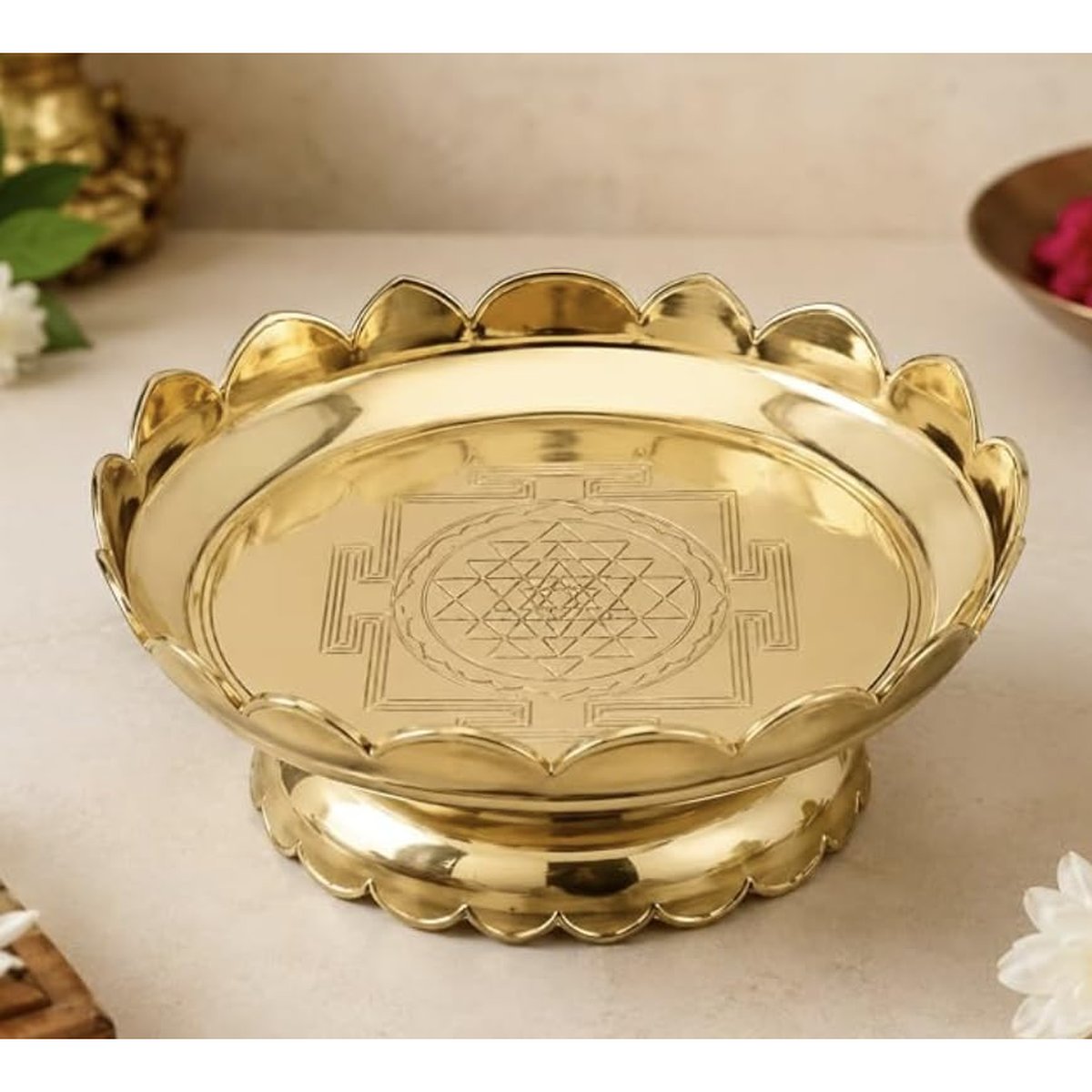 Brass Shree Yantra Lotus Stand, photo 6