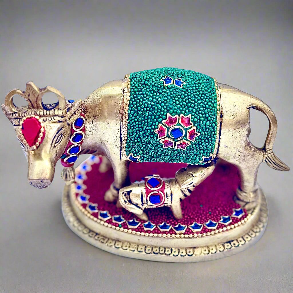 Premium Brass Kamadhenu Cow & Calf Idol — photo 3