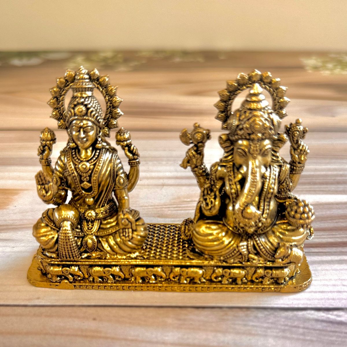 Premium Fine Brass Lakshmi Ganesha Idols — photo 6