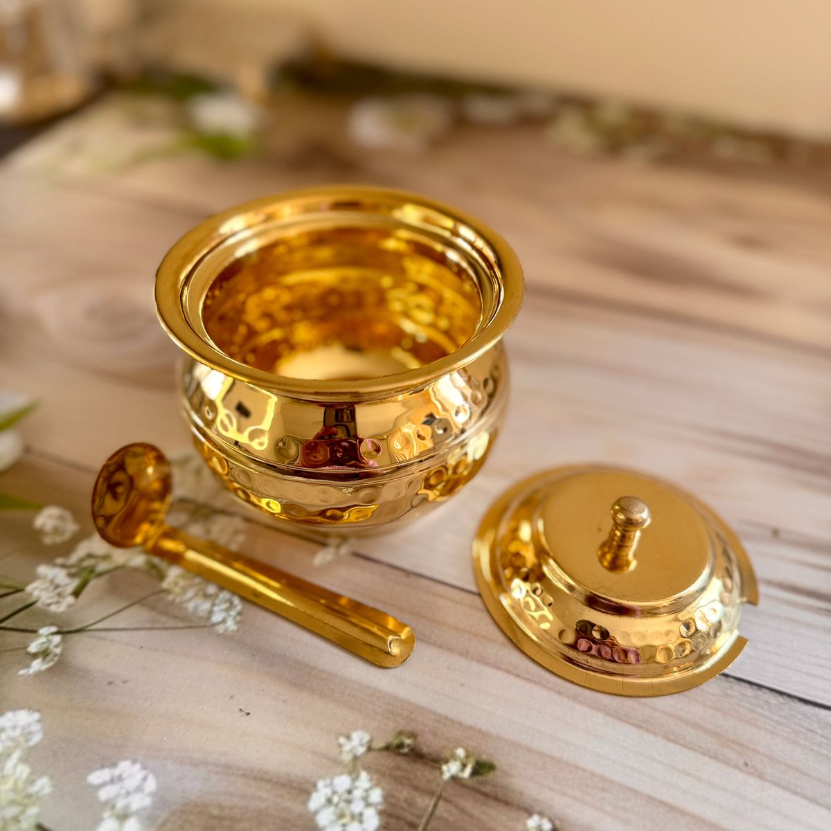 Premium Handcrafted Brass Ghee Pot — photo 4