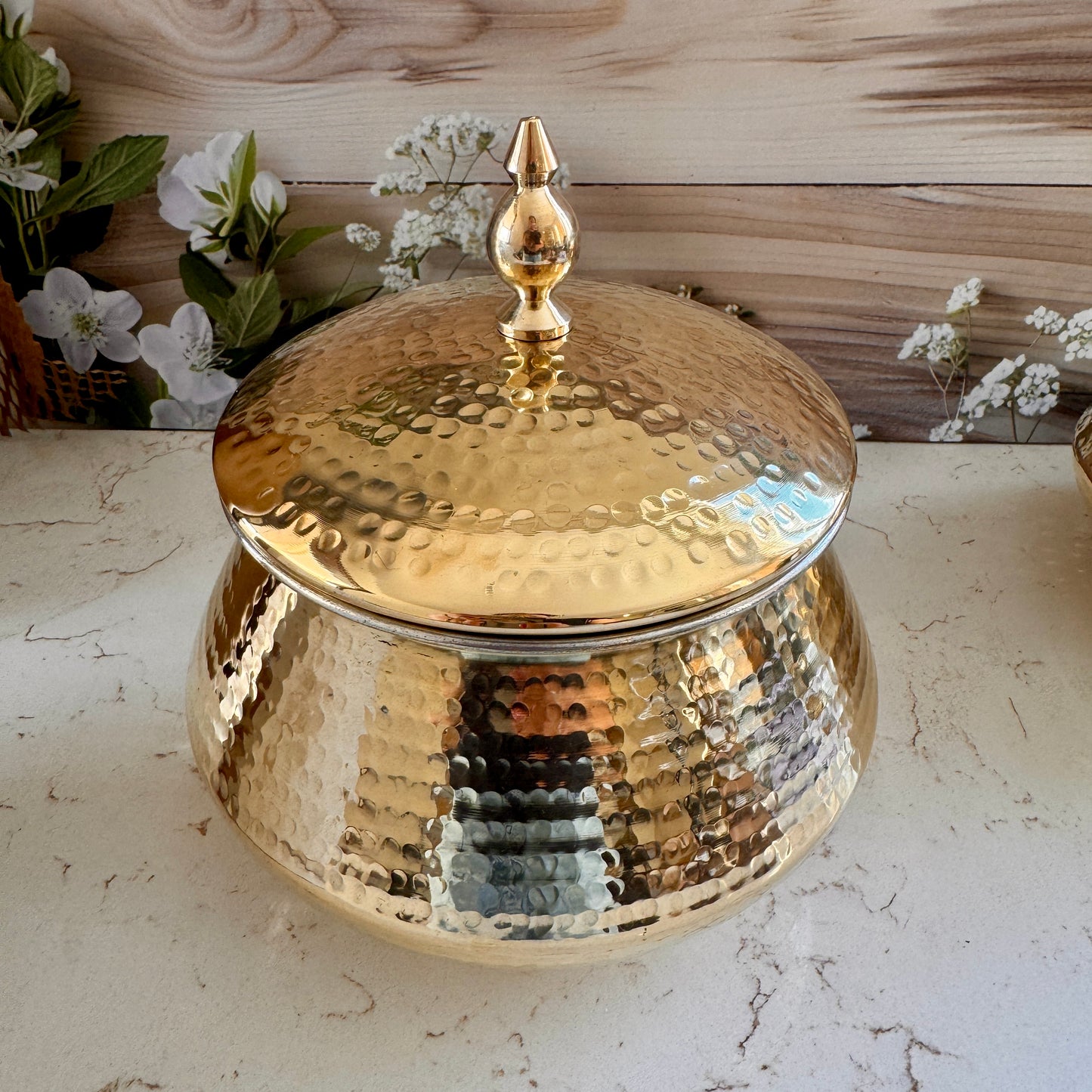 Nayi Naveli Premium Hand-Hammered Brass Biryani Matka Handi with Lid | Traditional Serving Pot for Biryani, Pulao & Curries | Made in India