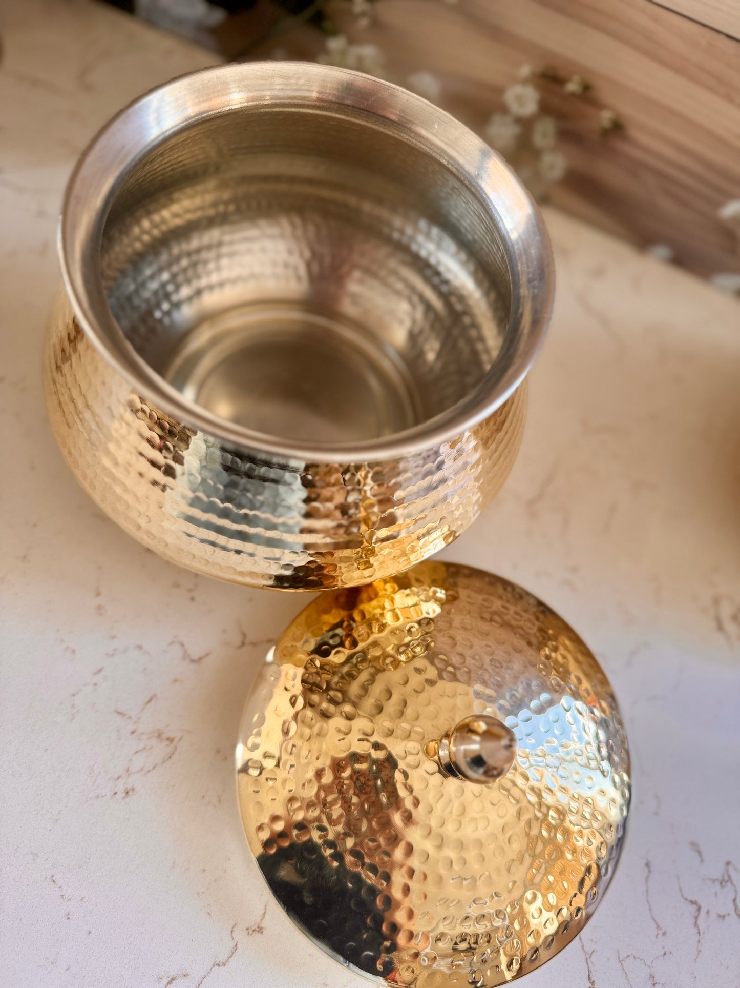 Nayi Naveli Premium Hand-Hammered Brass Biryani Matka Handi with Lid | Traditional Serving Pot for Biryani, Pulao & Curries | Made in India