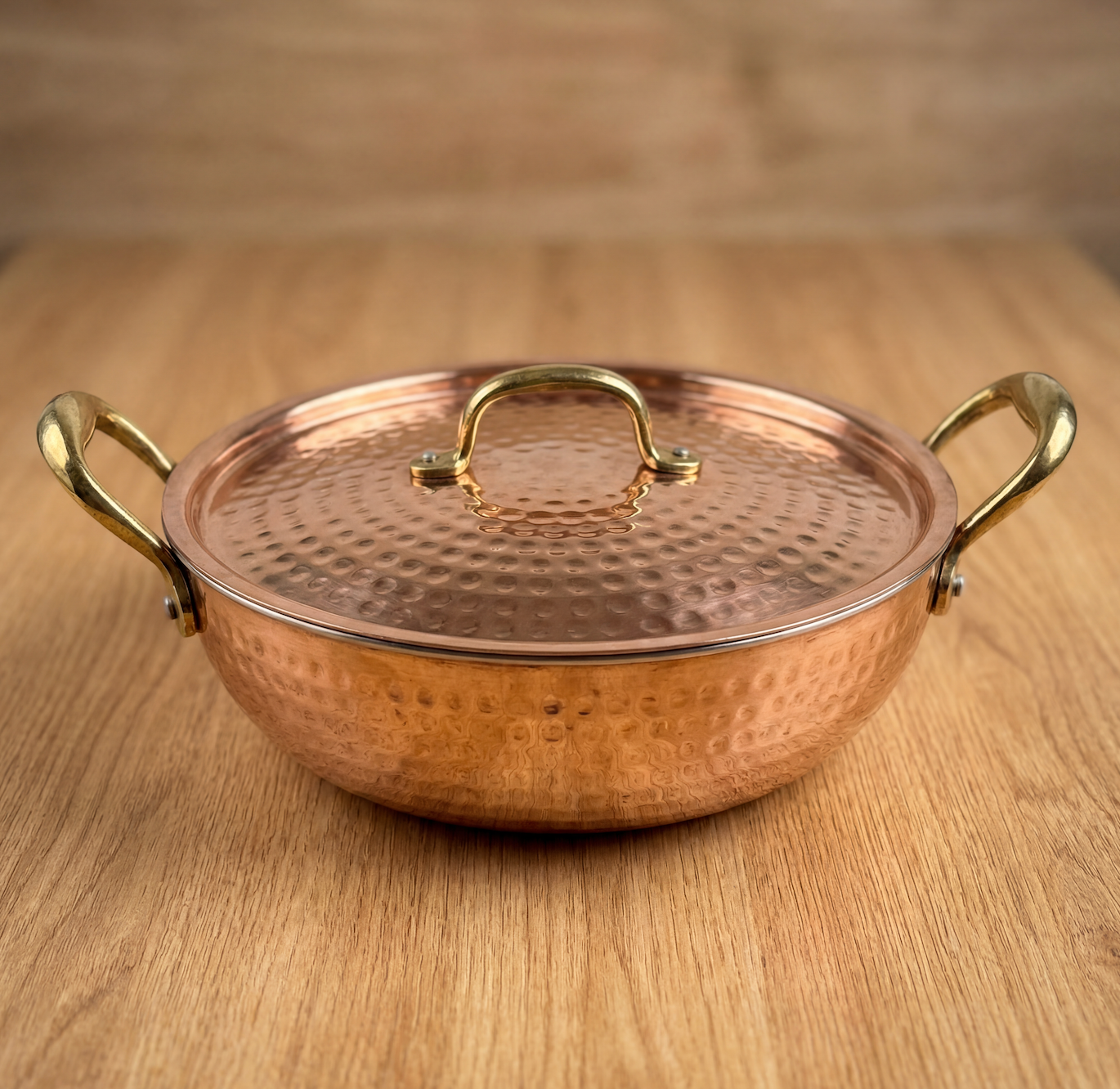 Nayi Naveli Premium Hammered Copper Kadhai with Lid (Tin Lined)
